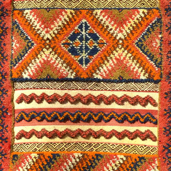 tapis berbère marocain Glaoua 1.6/.65 m ; 190 €